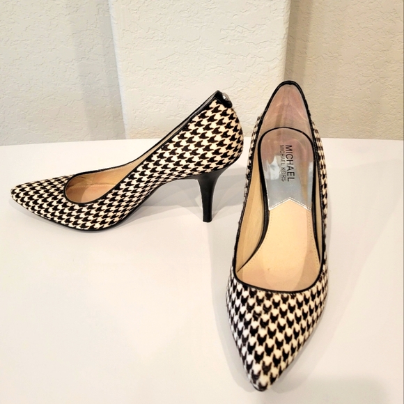 MICHAEL KORS WOMEN'S DOROTHY FLEX PUMP CALF HAIR HOUNDSTOOTH HEELS SIZE 8.5 - Picture 8 of 11
